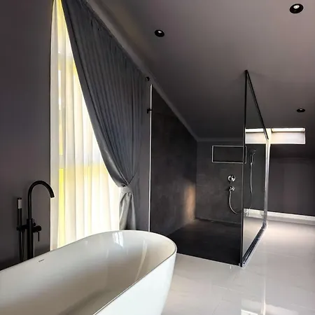 Elizabella Luxury Retreat In Nature With Heated Pool And Sauna Vila *
