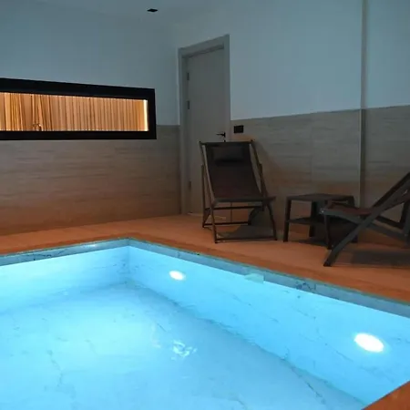 Vila Elizabella Luxury Retreat In Nature With Heated Pool And Sauna