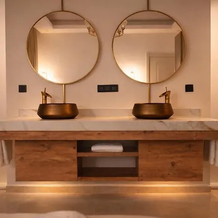 Vila Elizabella Luxury Retreat In Nature With Heated Pool And Sauna *