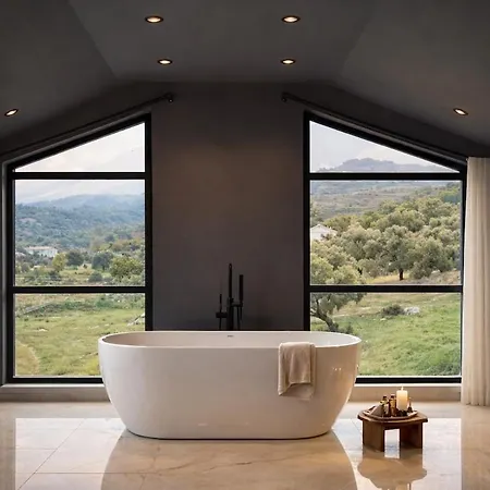 Vila Elizabella Luxury Retreat In Nature With Heated Pool And Sauna *