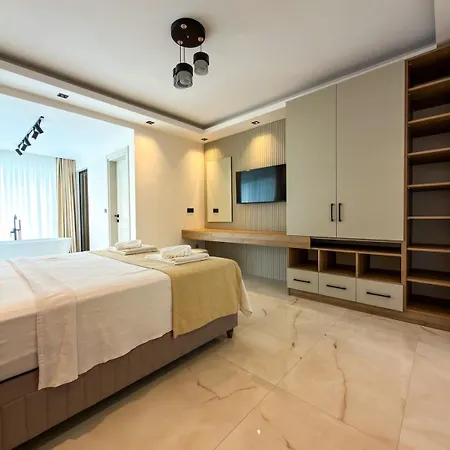 Elizabella Luxury Retreat In Nature With Heated Pool And Sauna Vila *