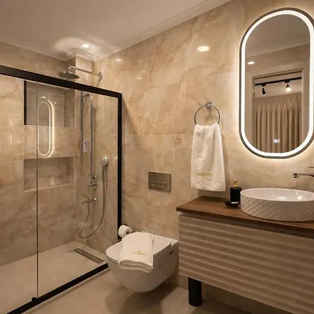 Vila Elizabella Luxury Retreat In Nature With Heated Pool And Sauna
